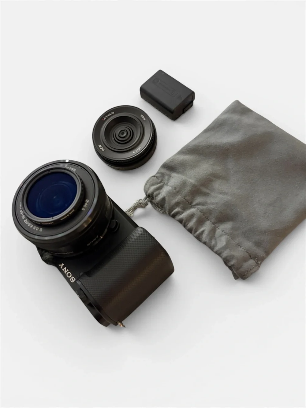 Sony ZV-E10 Bundle – Black
